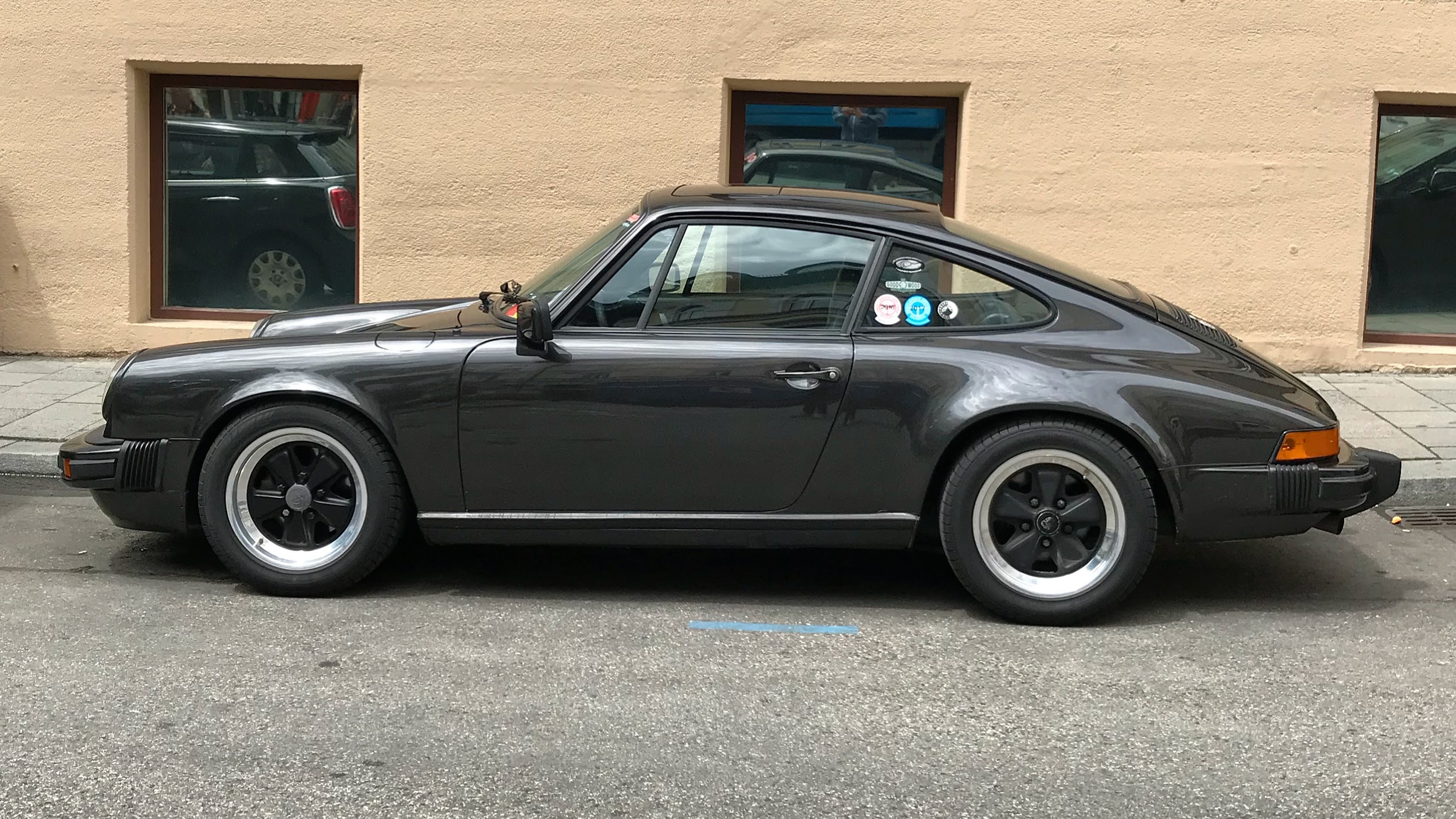 Classic 1980s Porsche 911 SC